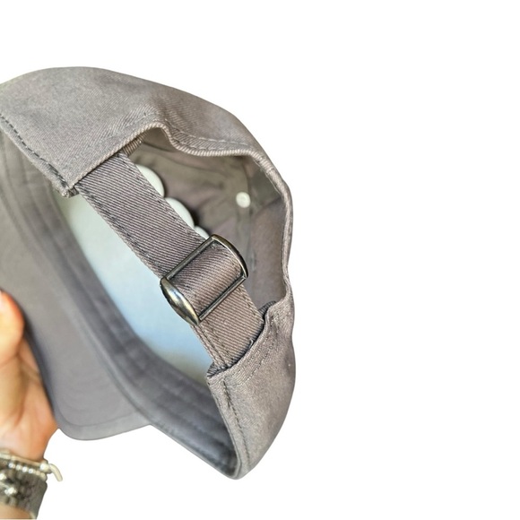 Rora Gray NWT Baseball Cap - Picture 5 of 10